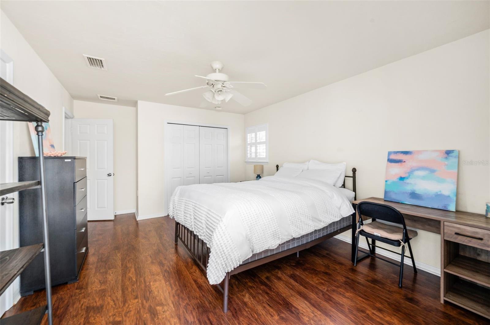 Image 32 of 50 For 11550 17th Place