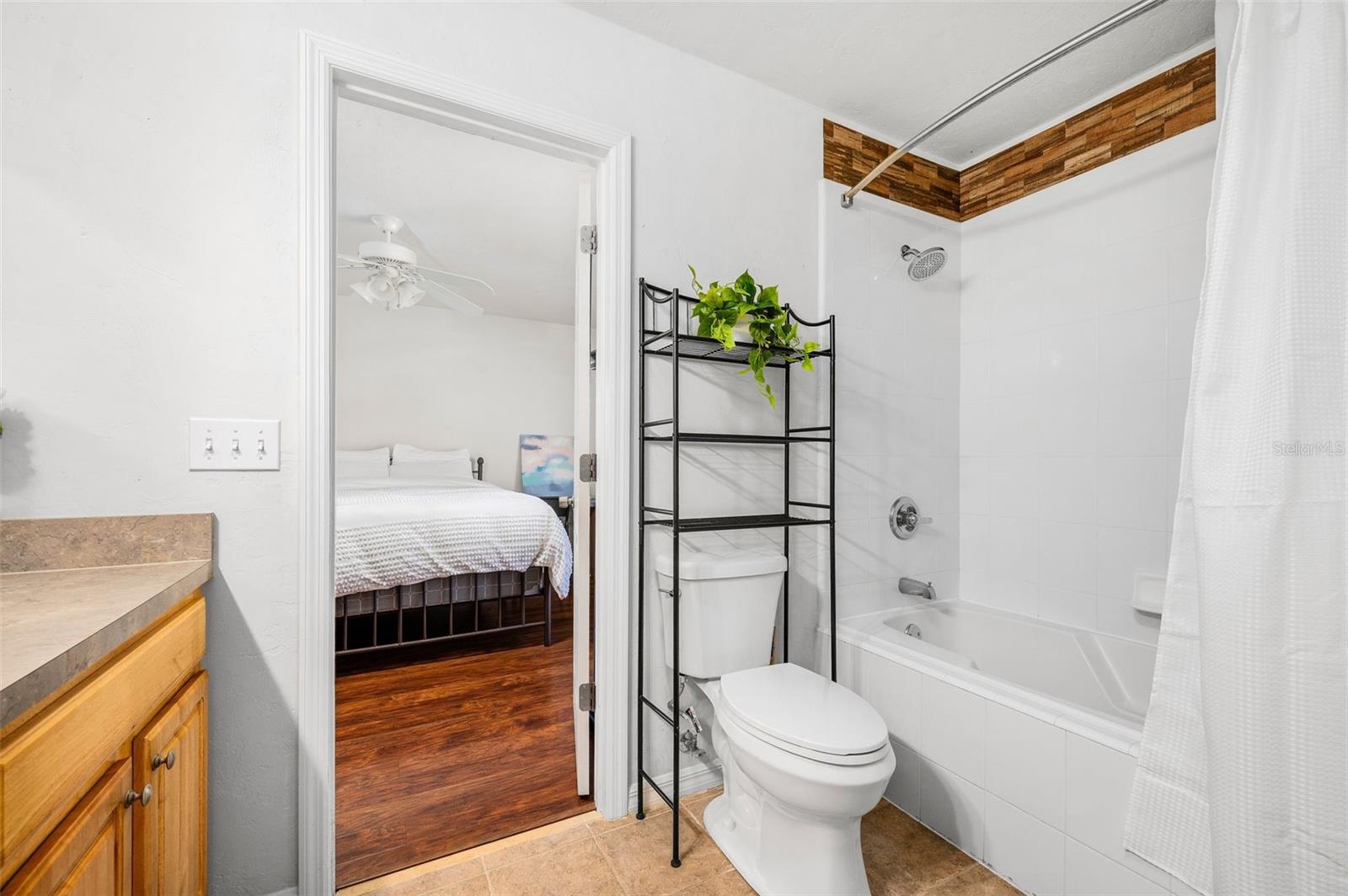 Image 34 of 50 For 11550 17th Place