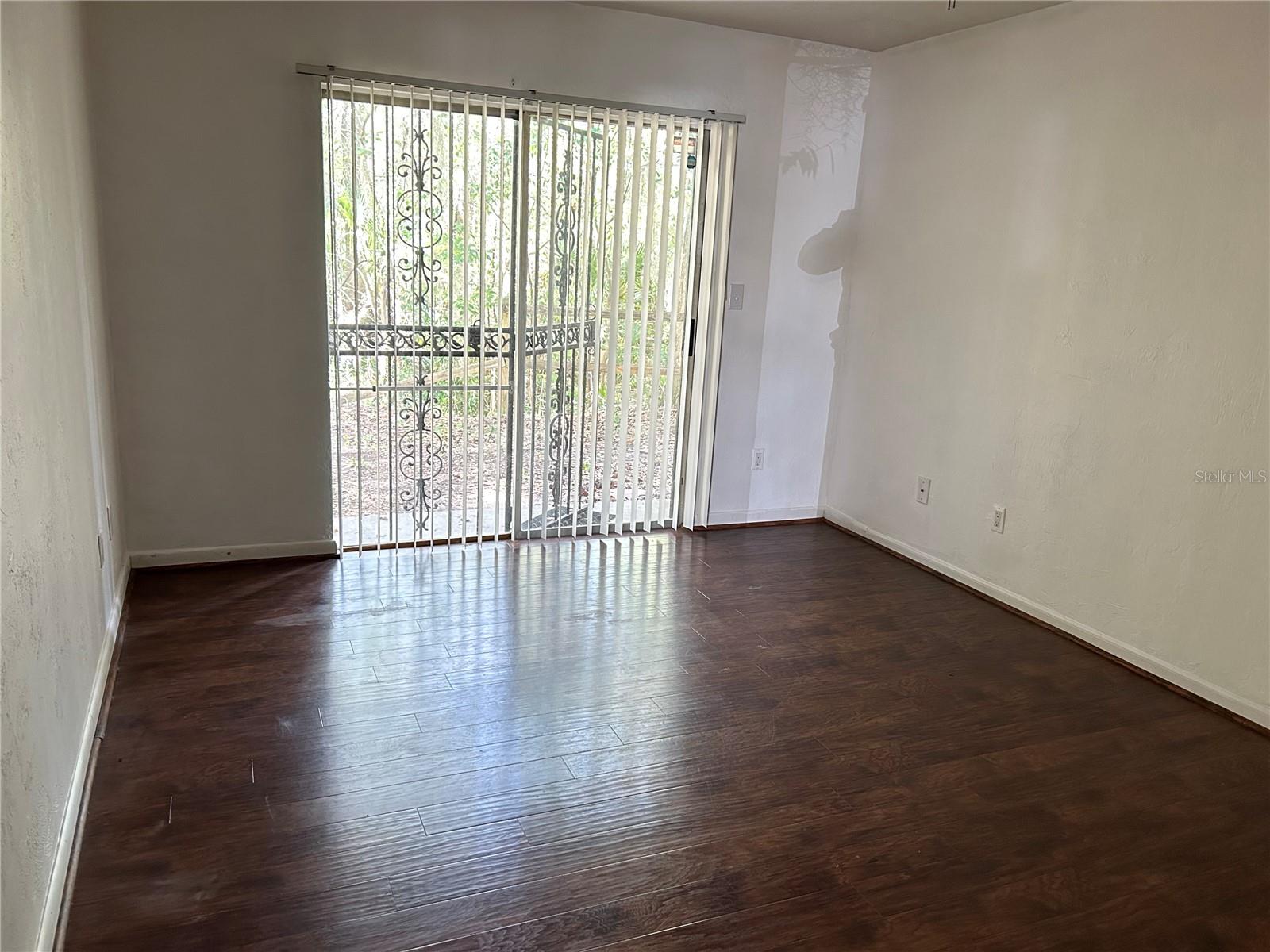 Image 5 of 12 For 1015 9th Street B-2