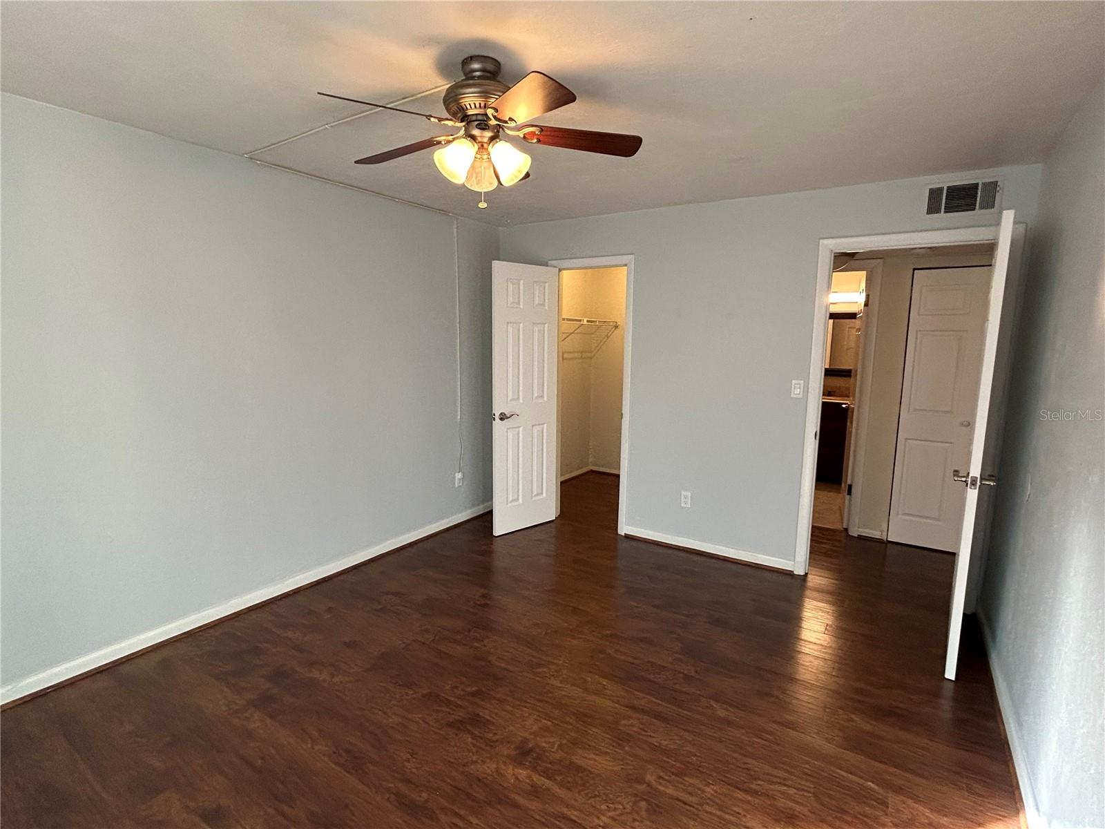 Image 9 of 12 For 1015 9th Street B-2