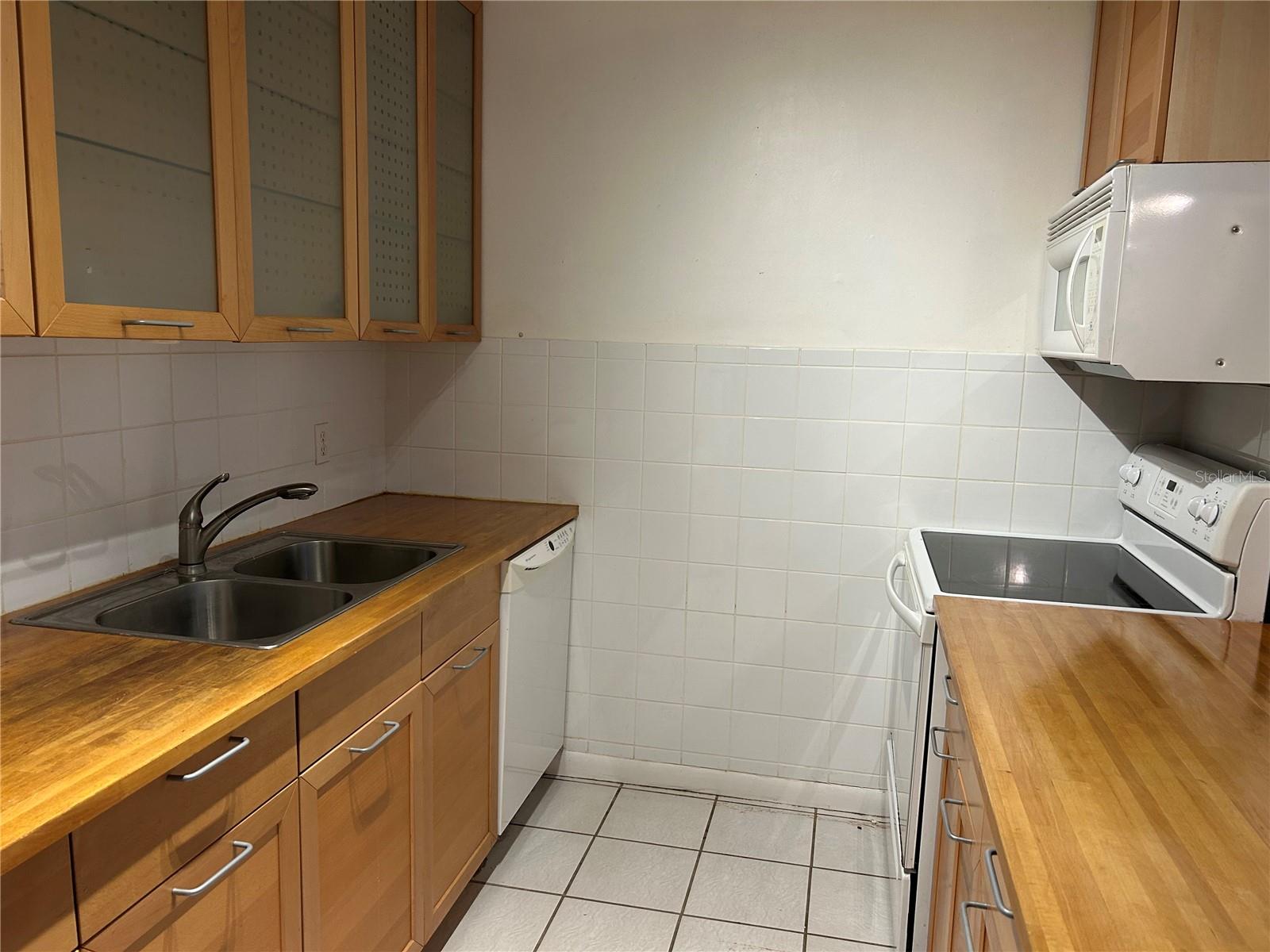 Image 7 of 15 For 1015 9th Street D-2