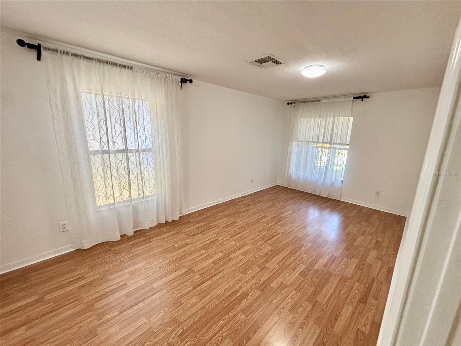 Image 11 of 32 For 10812 Tilston Point