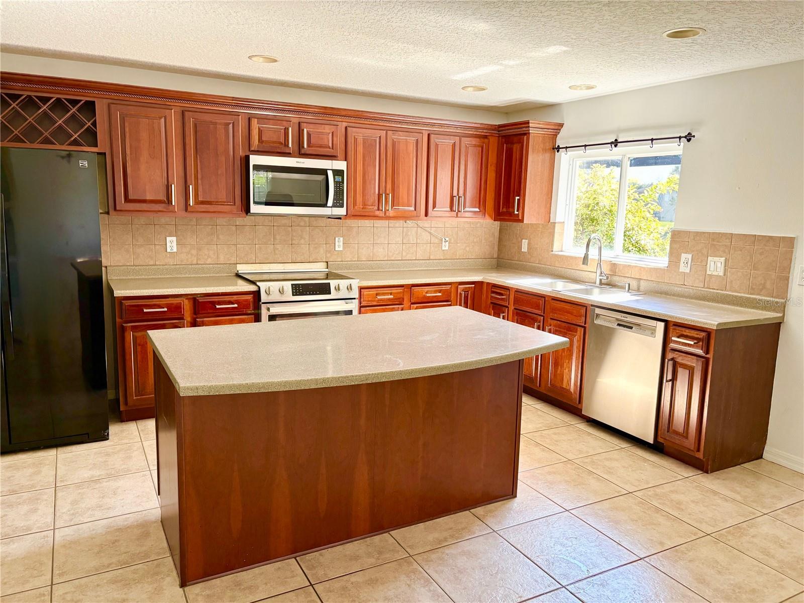 Image 2 of 32 For 10812 Tilston Point