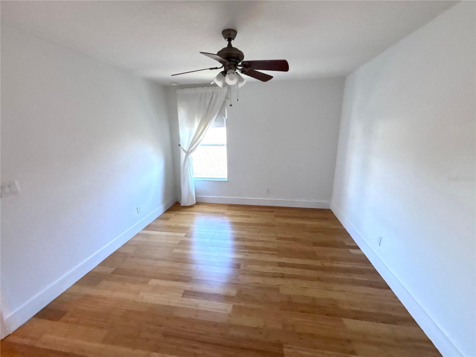 Image 27 of 32 For 10812 Tilston Point