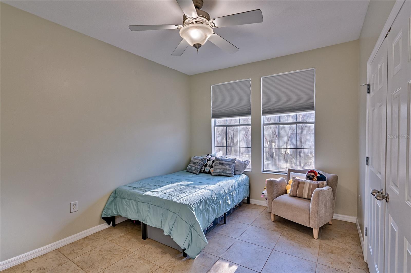 Image 16 of 20 For 1245 9th Road 201