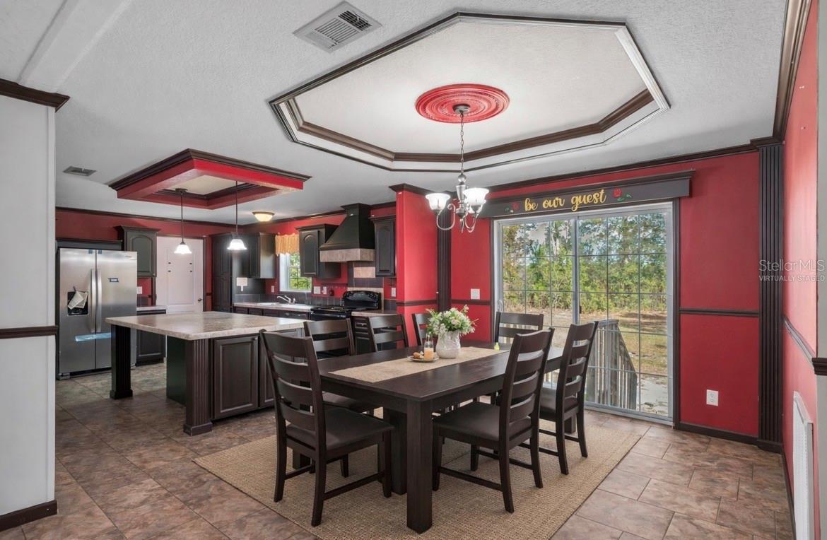 Image 12 of 33 For 20606 51st Lane