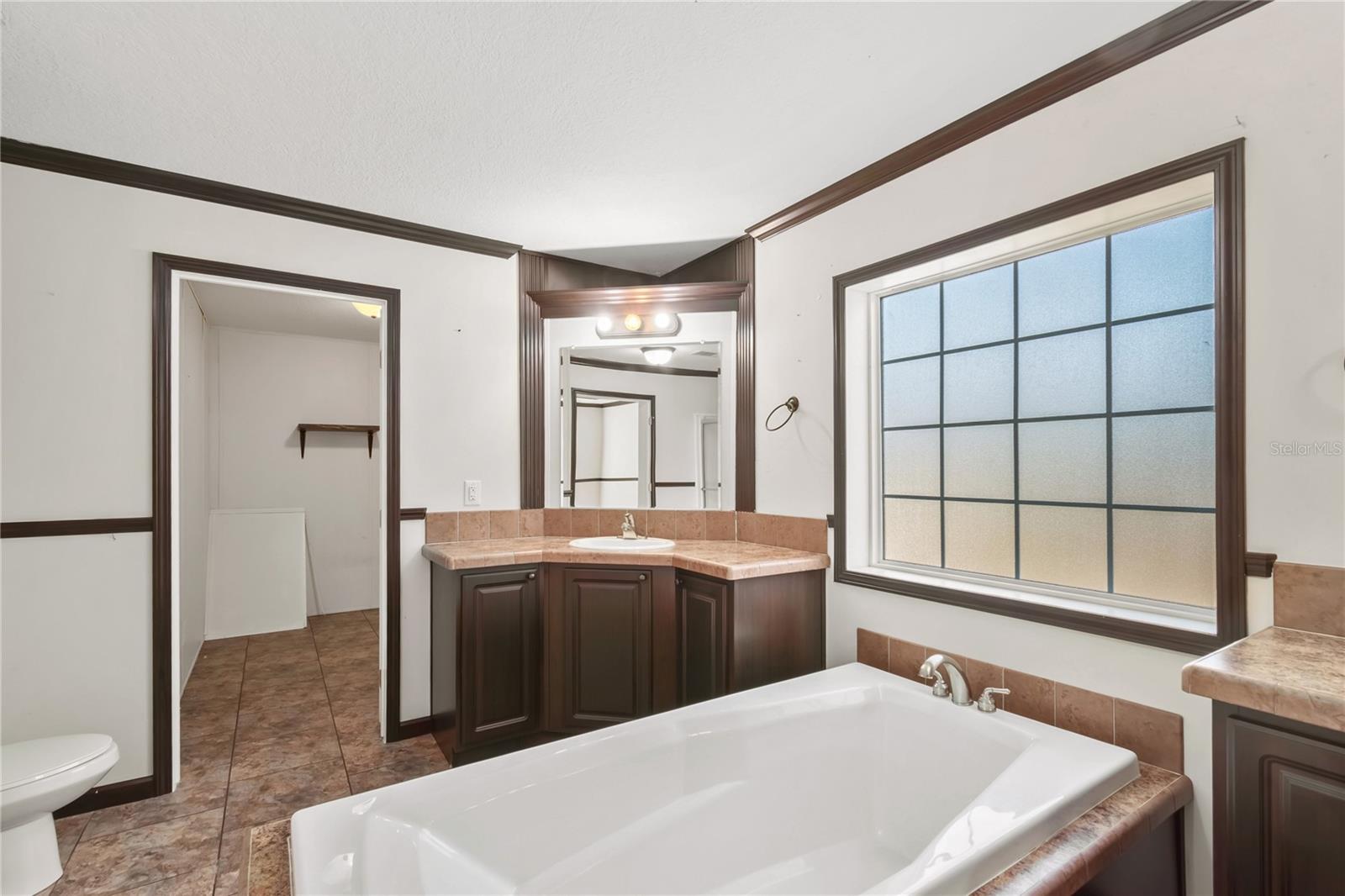 Image 22 of 33 For 20606 51st Lane