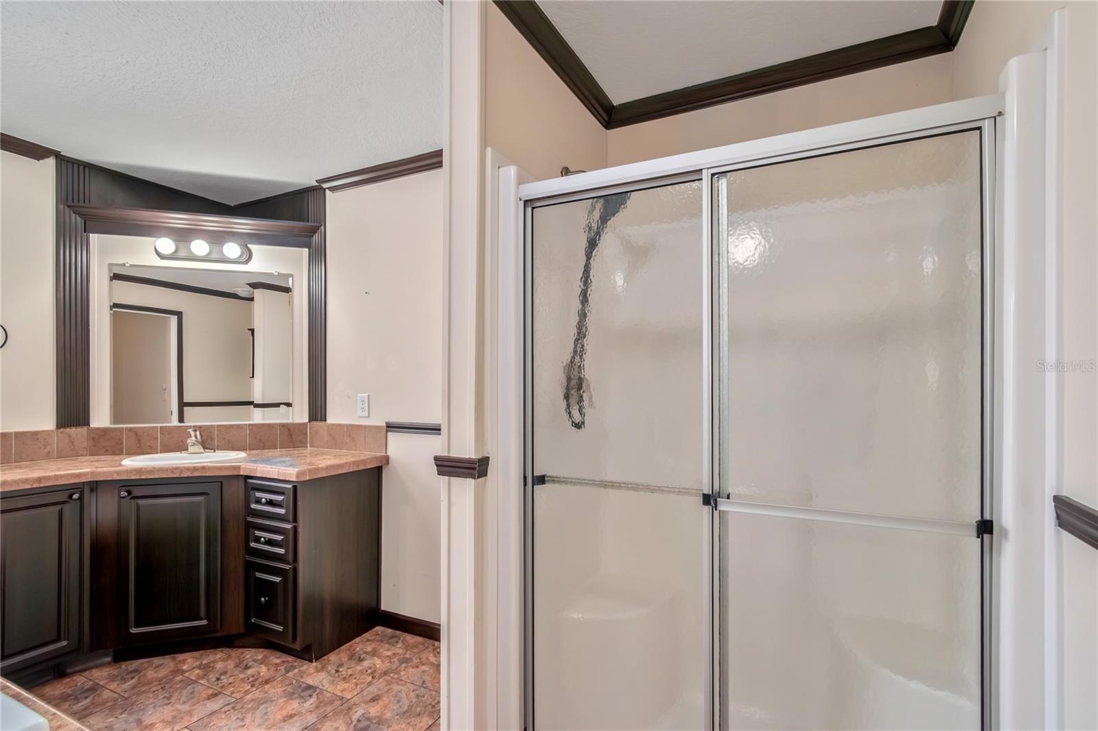 Image 23 of 33 For 20606 51st Lane