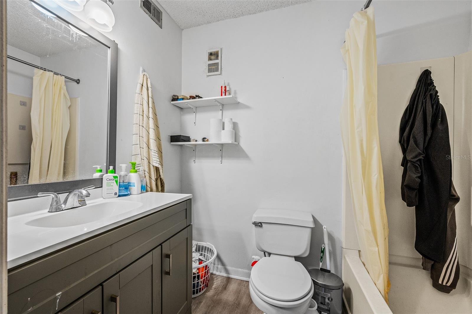 Image 10 of 22 For 3921 34th Street 208