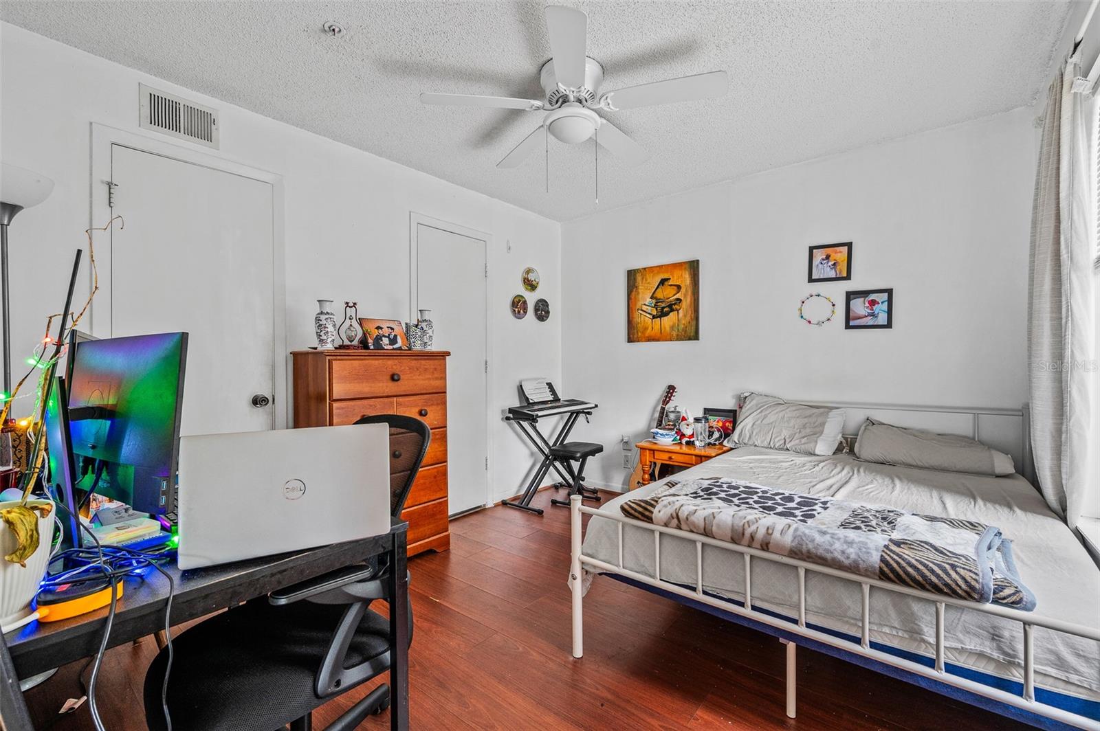 Image 8 of 22 For 3921 34th Street 208