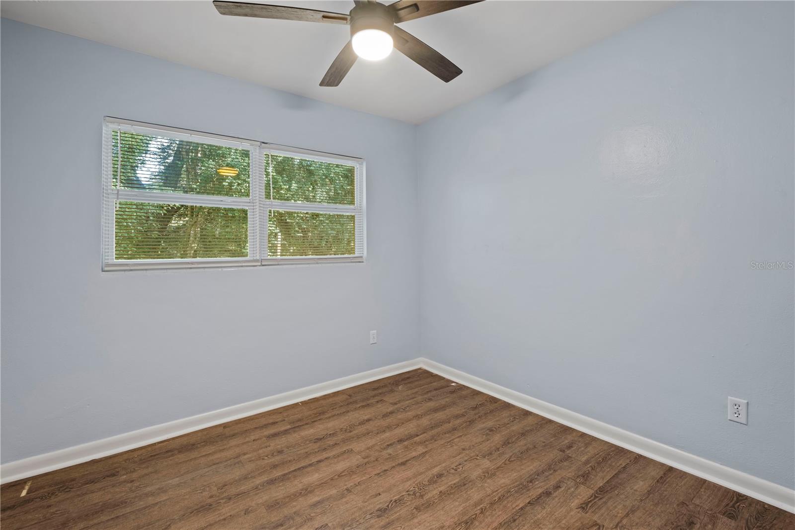 Image 10 of 20 For 123 26th Street