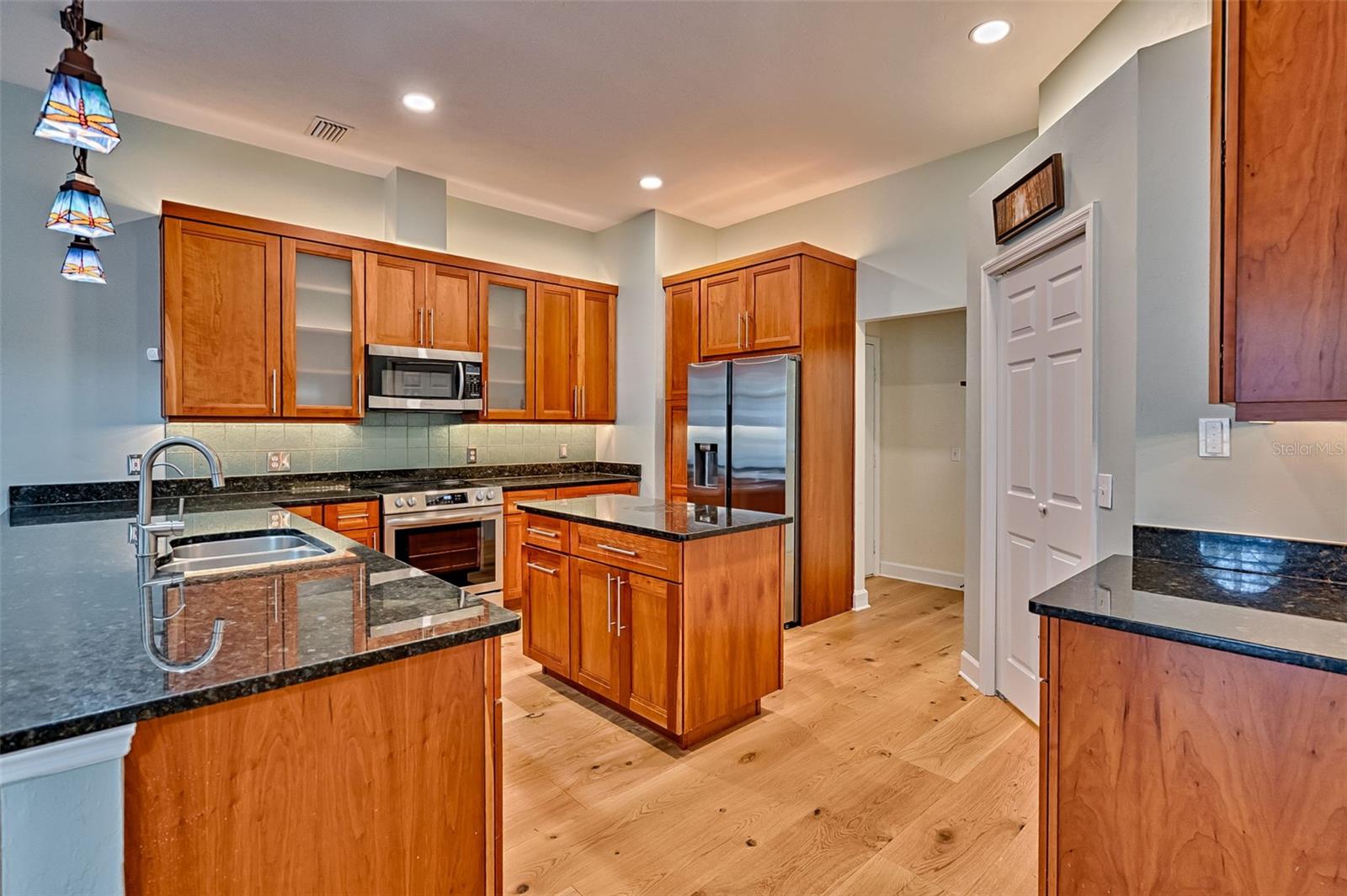 Image 7 of 65 For 10015 62nd Lane