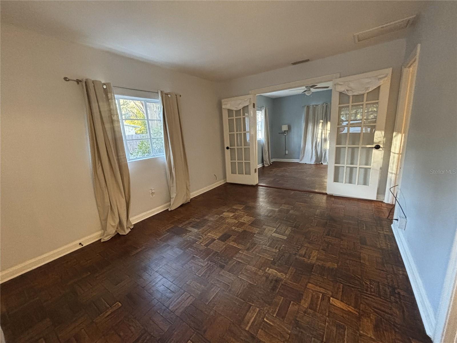 Image 7 of 33 For 726 34th Avenue