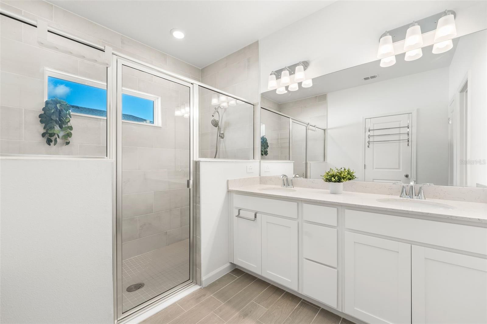 Image 24 of 41 For 480 4th Street