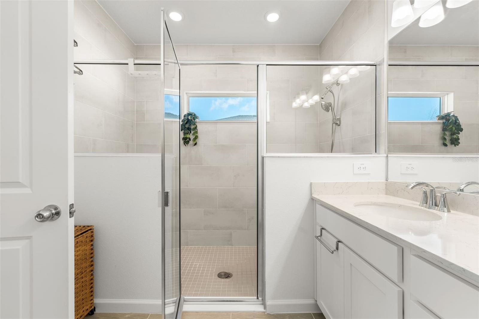 Image 25 of 41 For 480 4th Street