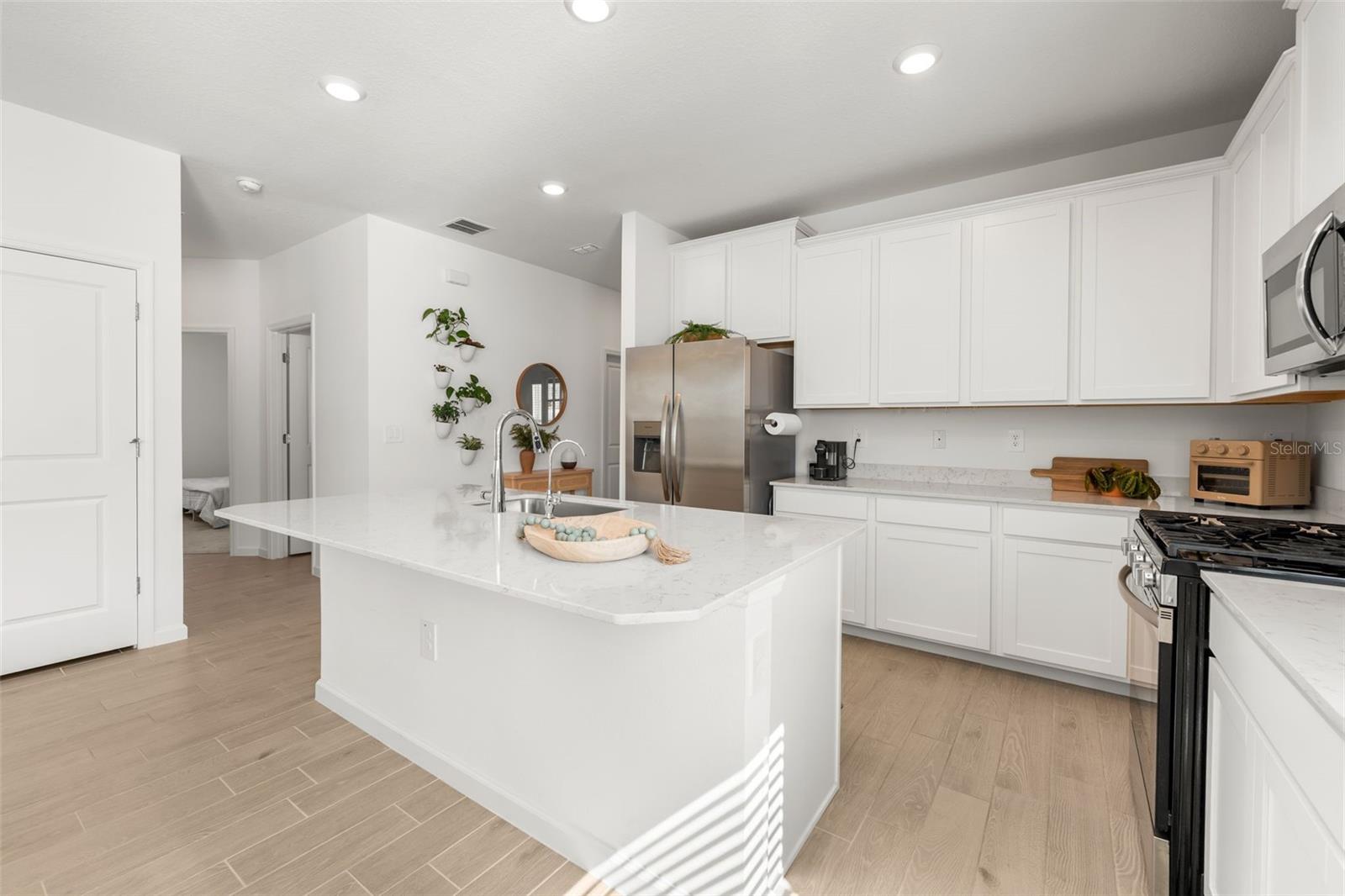 Image 9 of 41 For 480 4th Street