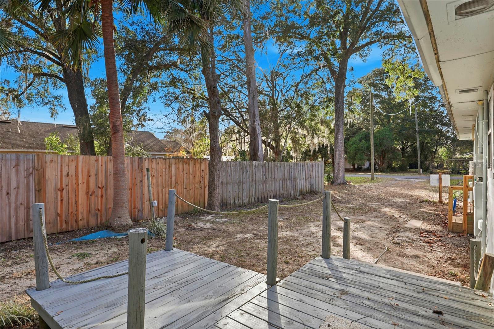 Image 31 of 37 For 425 2nd Street