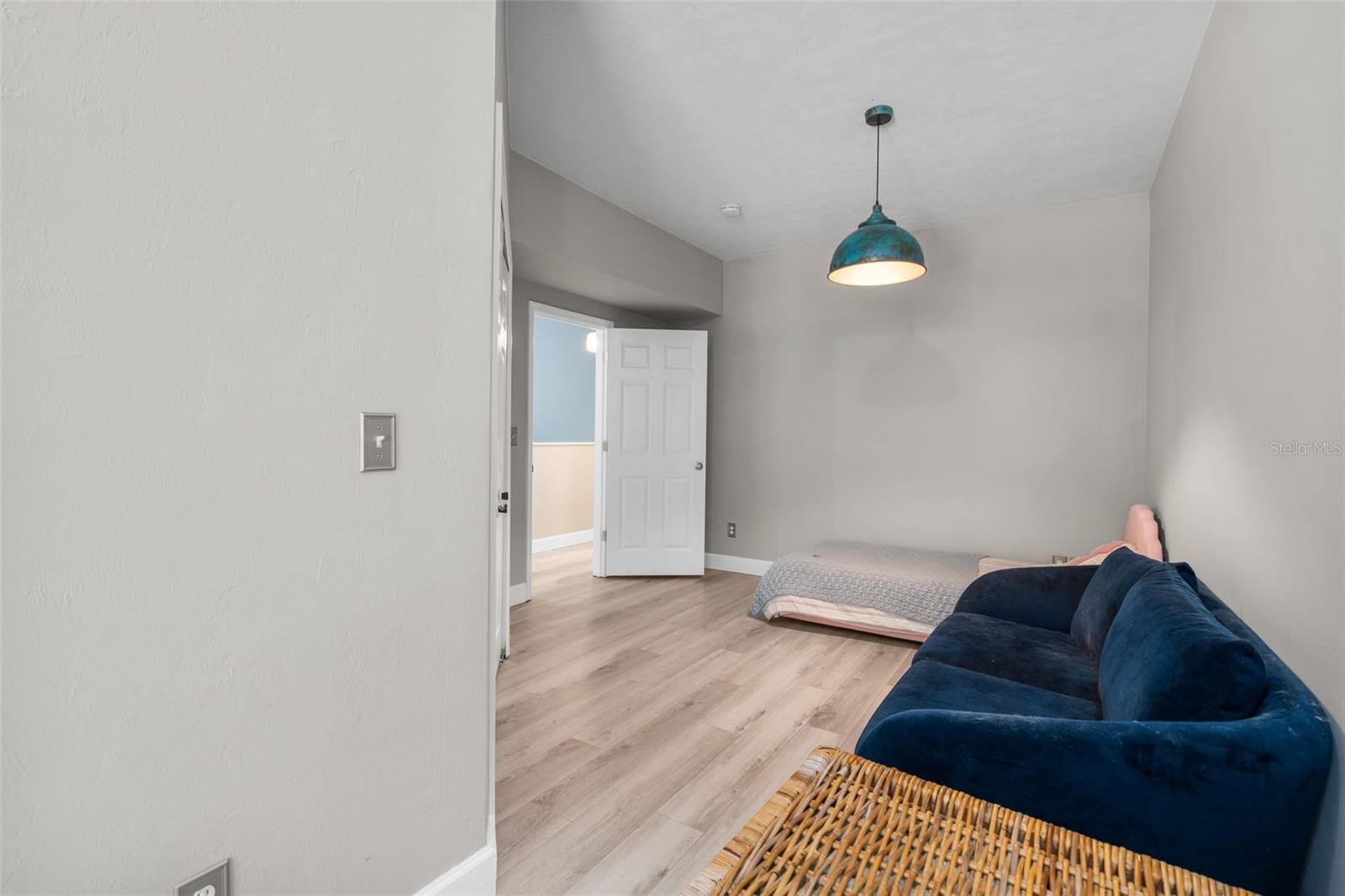 Image 18 of 39 For 4942 1st Place