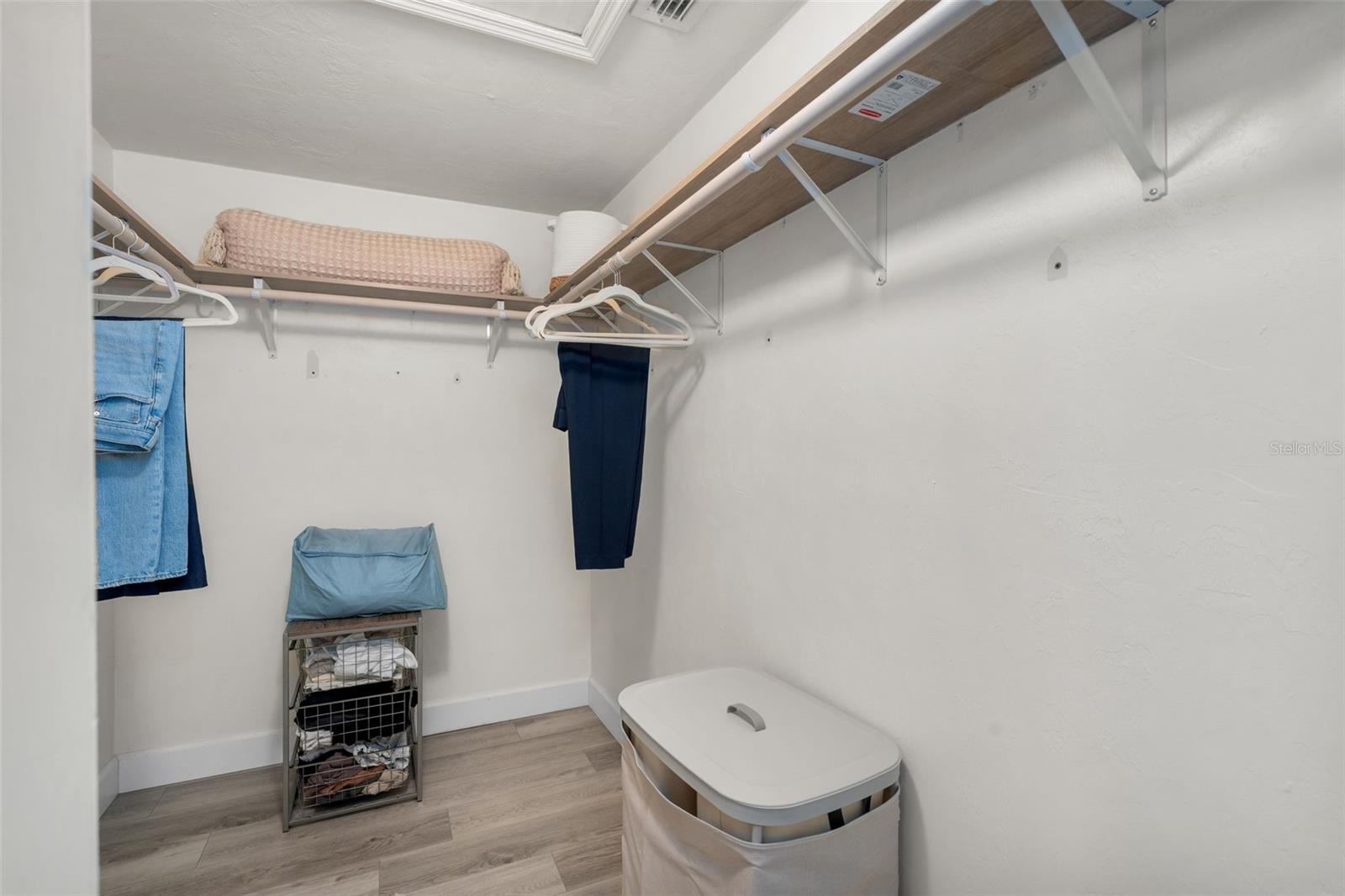 Image 21 of 39 For 4942 1st Place