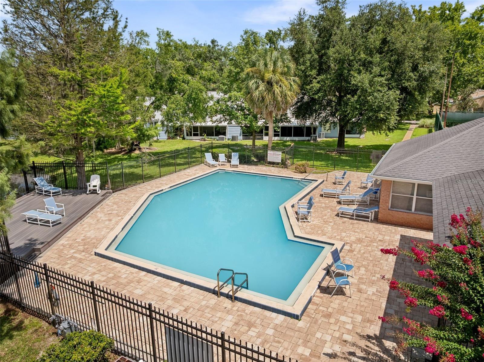 Image 35 of 39 For 4942 1st Place