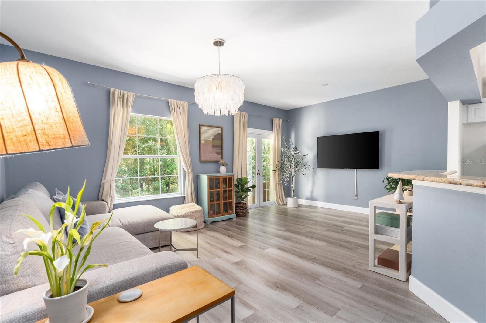 Image 6 of 39 For 4942 1st Place