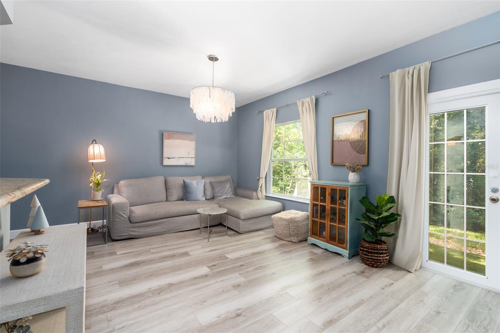 Image 8 of 39 For 4942 1st Place