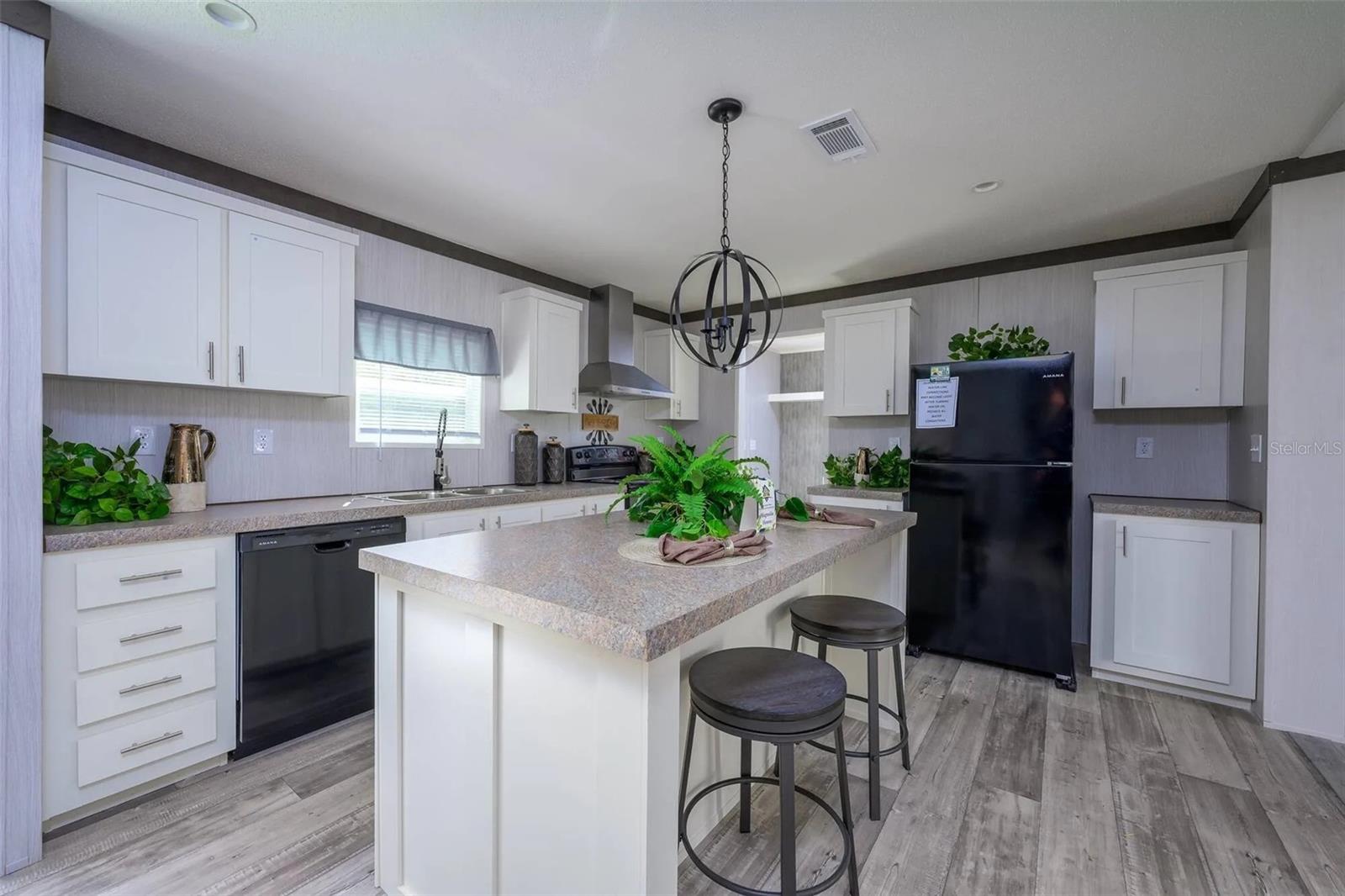 Image 5 of 9 For 1041 County Road 125