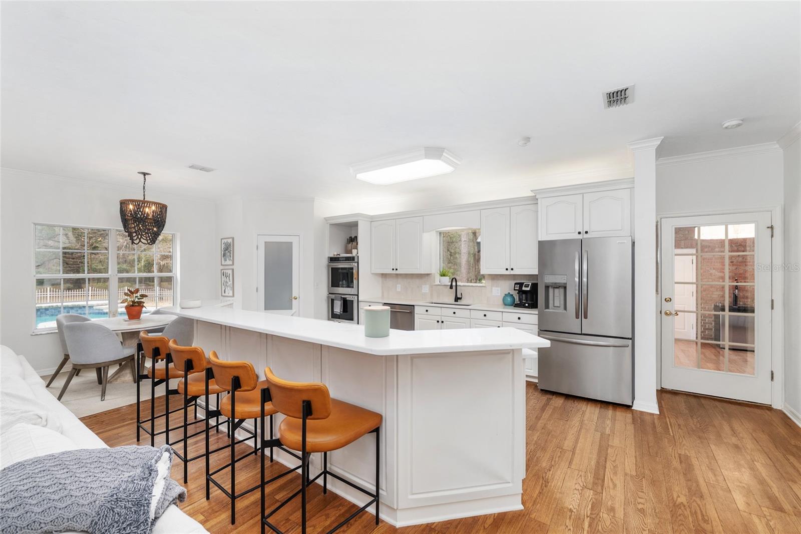 Image 17 of 88 For 11121 15th Place