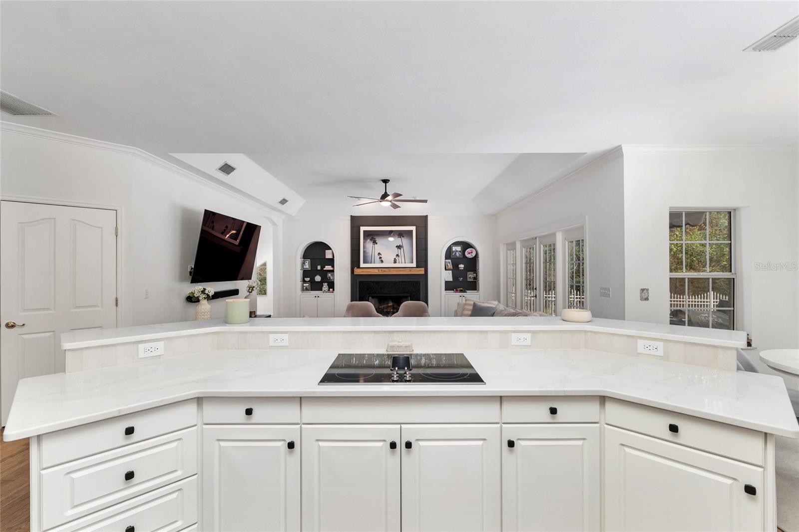 Image 18 of 88 For 11121 15th Place