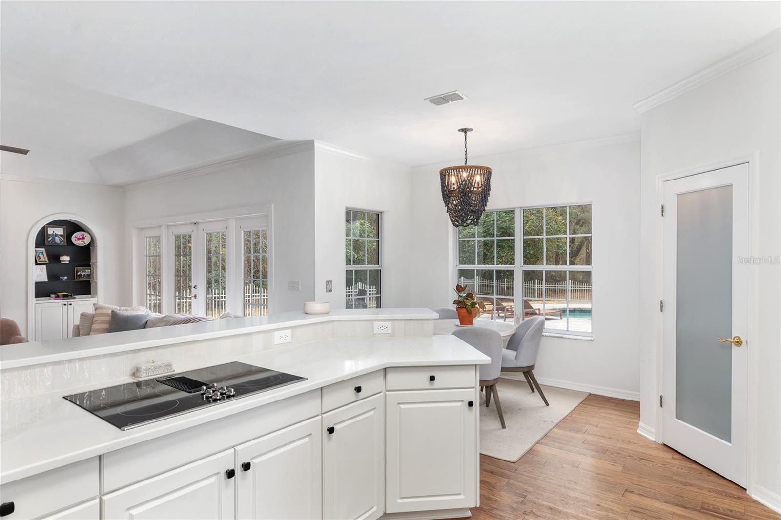 Image 19 of 88 For 11121 15th Place