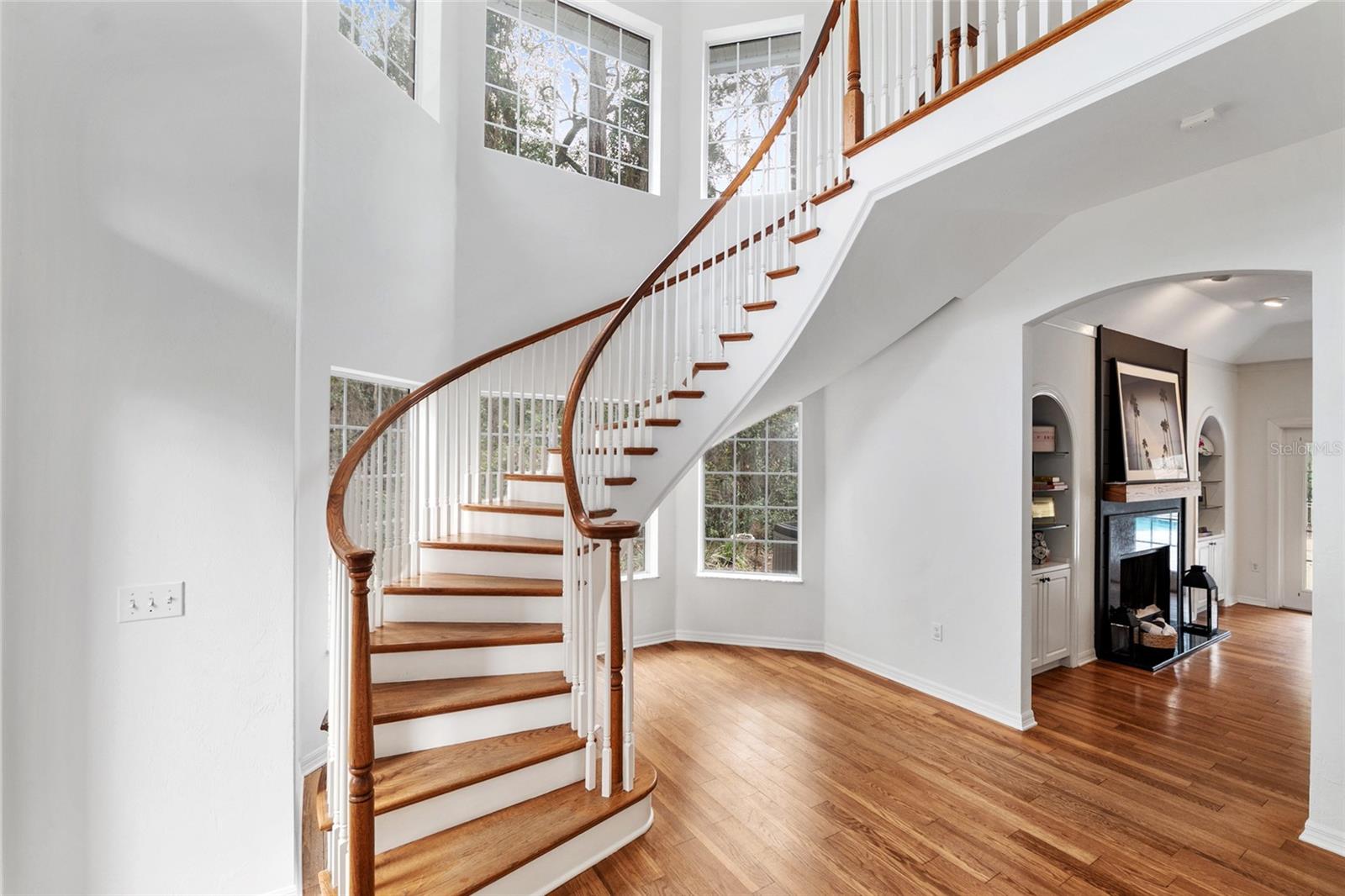 Image 25 of 88 For 11121 15th Place