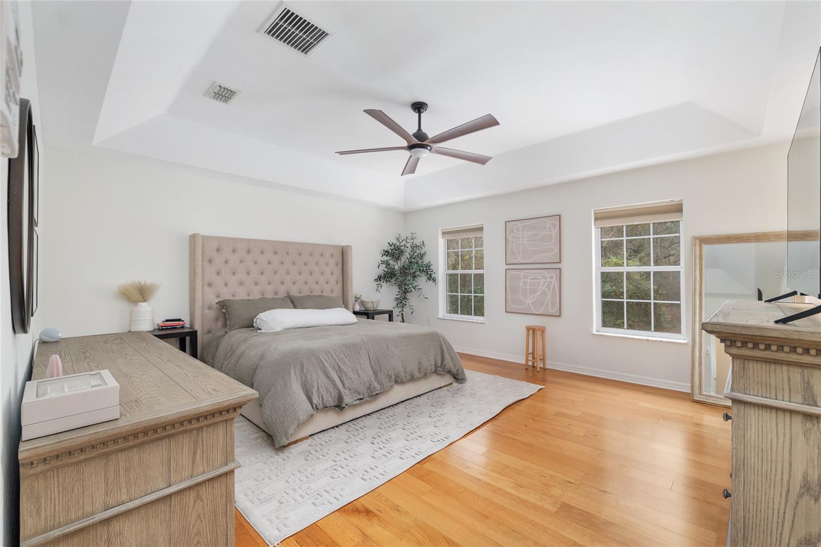 Image 28 of 88 For 11121 15th Place