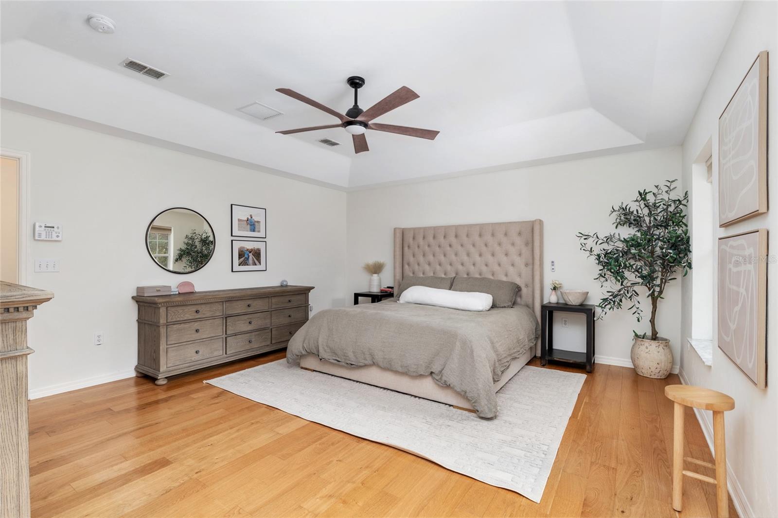 Image 29 of 88 For 11121 15th Place