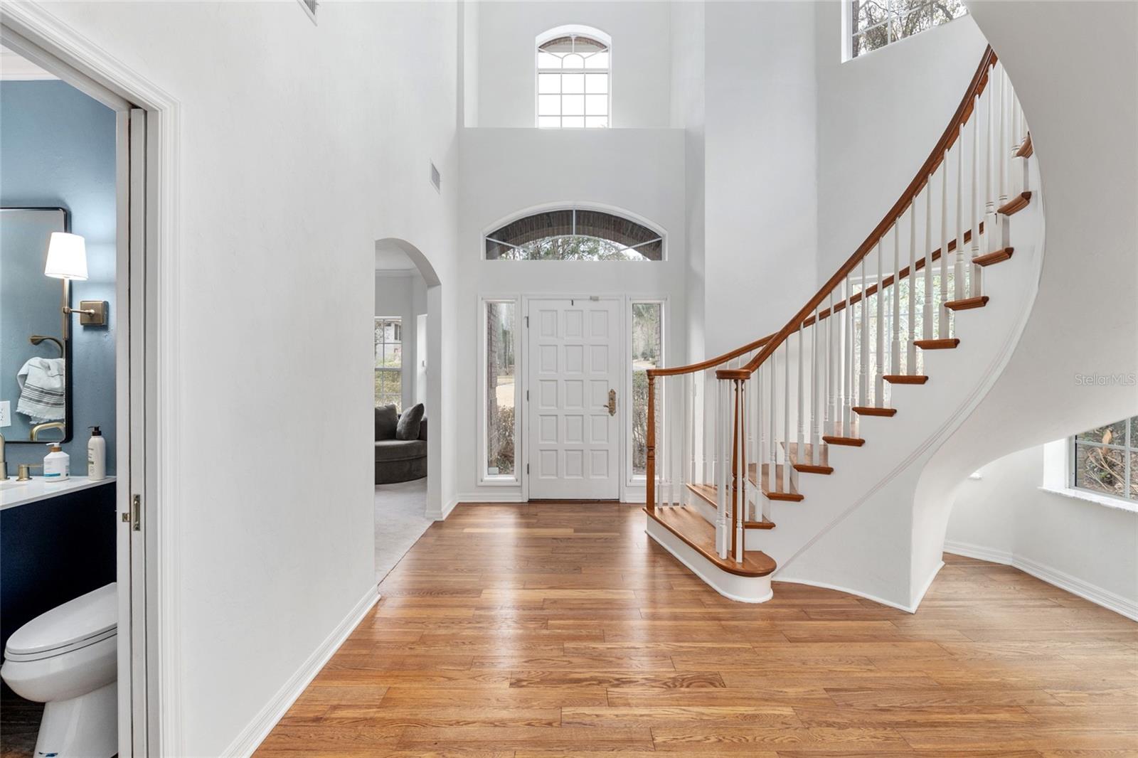 Image 4 of 88 For 11121 15th Place