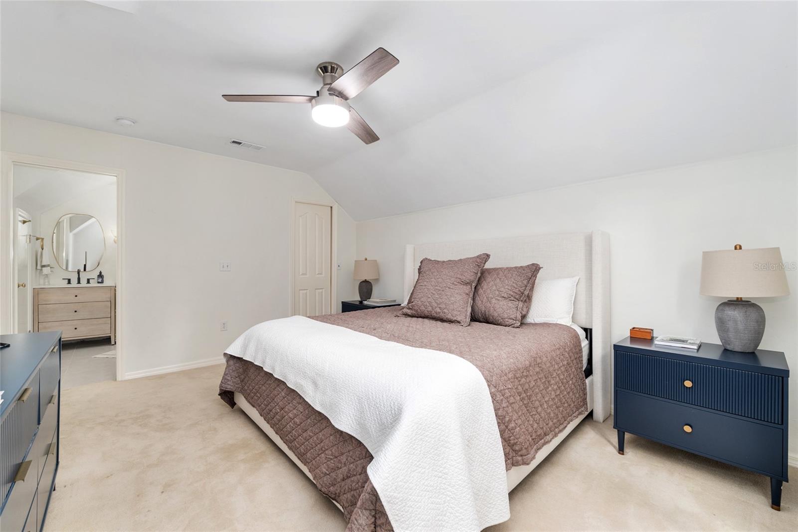 Image 51 of 88 For 11121 15th Place