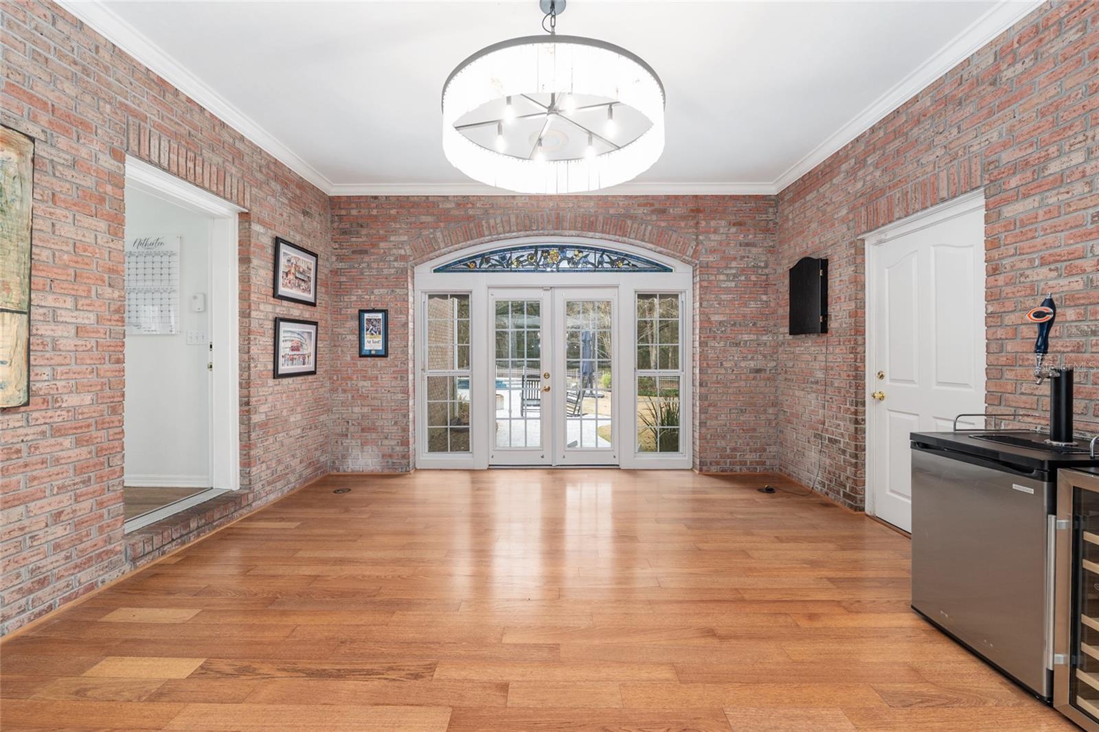 Image 56 of 88 For 11121 15th Place