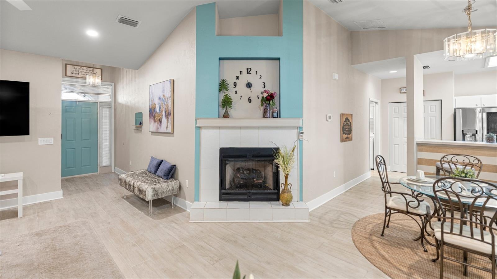 Image 13 of 53 For 4353 34 Terrace