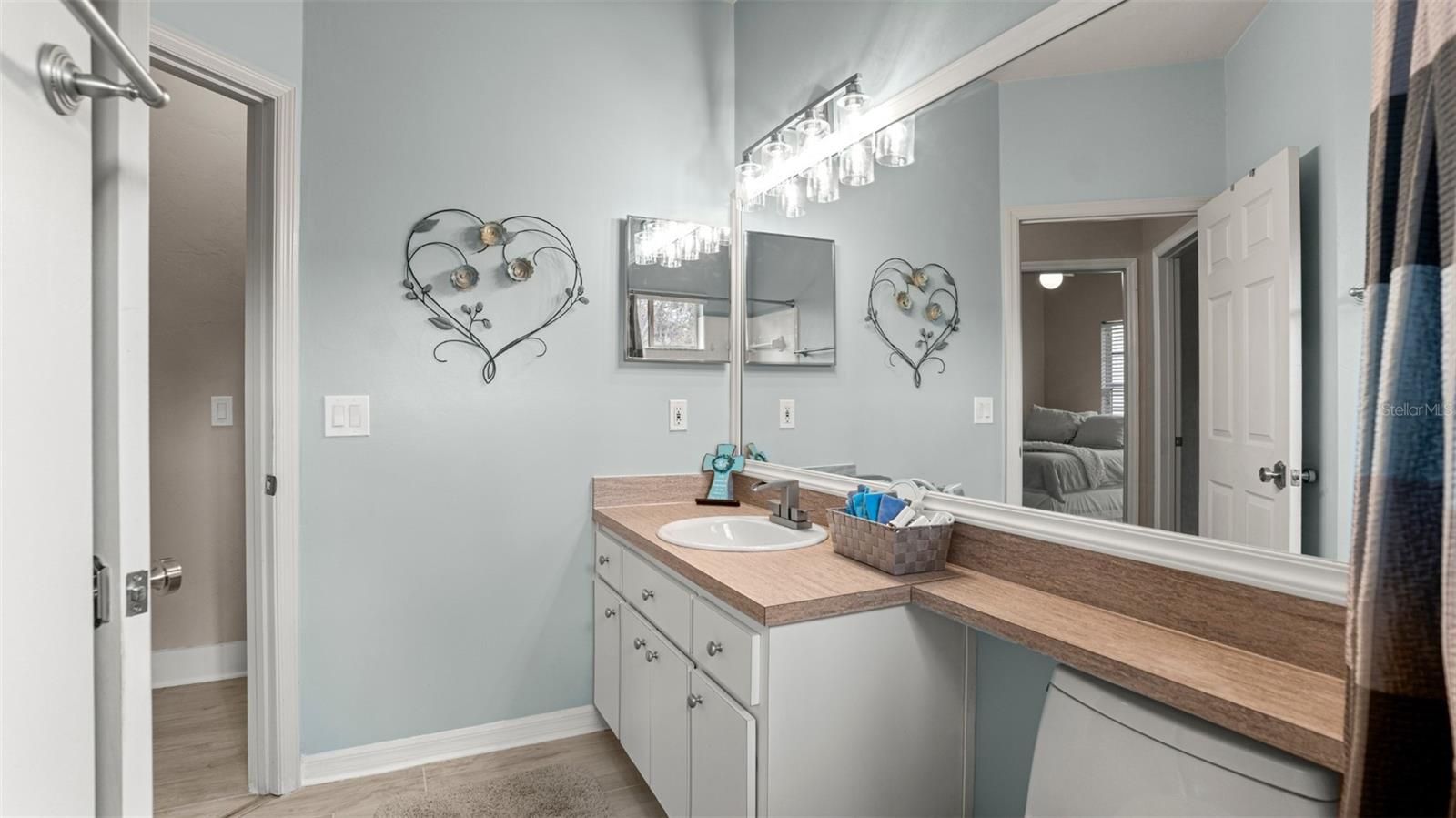 Image 14 of 53 For 4353 34 Terrace