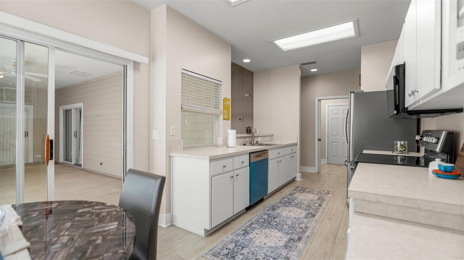 Image 41 of 53 For 4353 34 Terrace