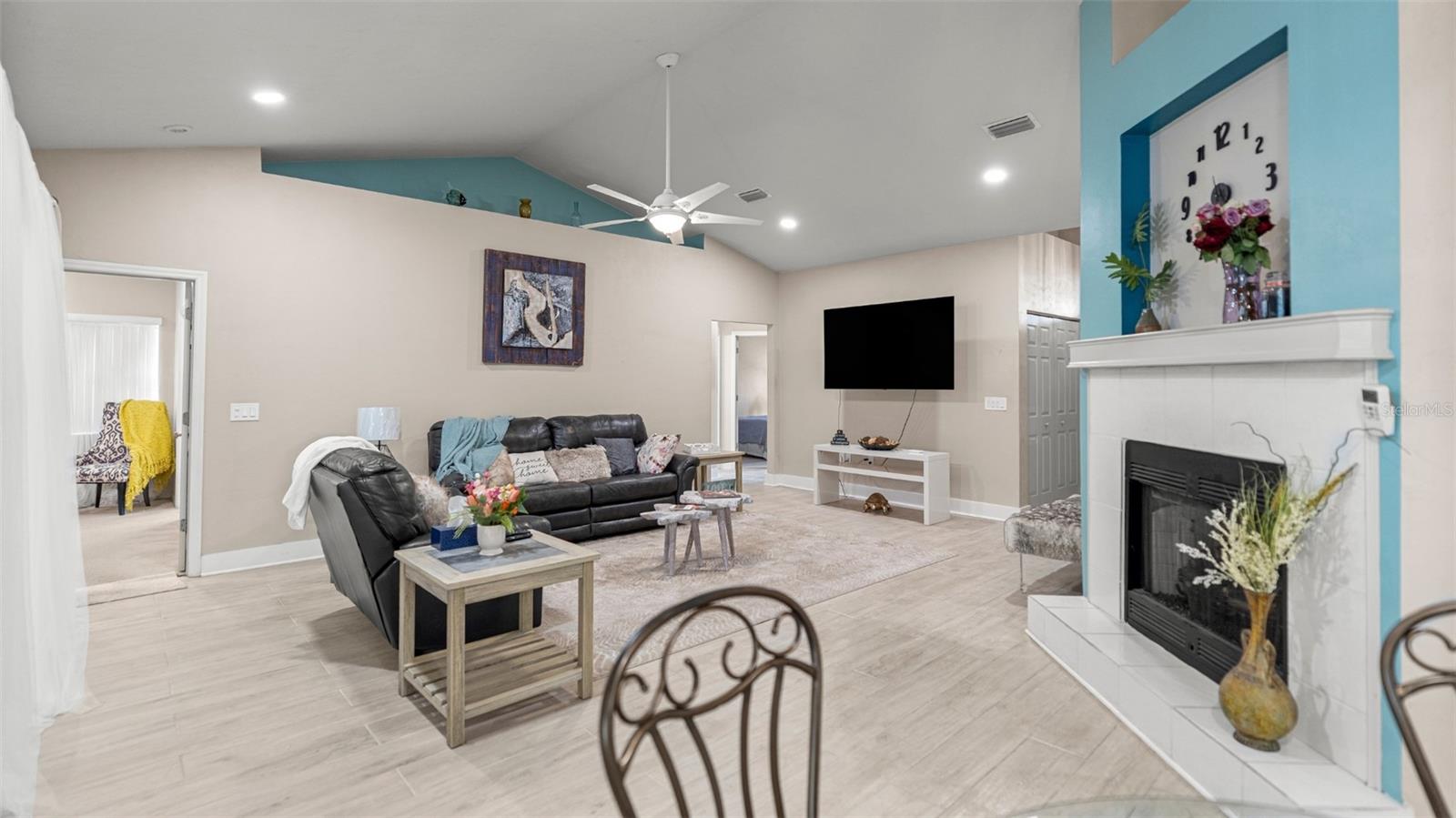 Image 7 of 53 For 4353 34 Terrace