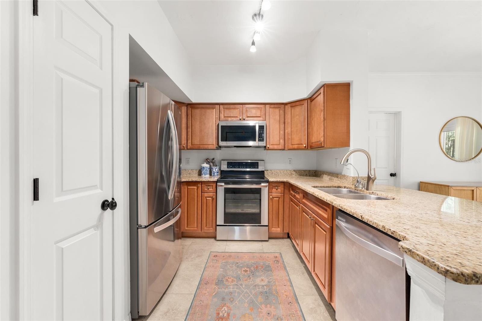 Image 14 of 36 For 10000 52nd Avenue 81