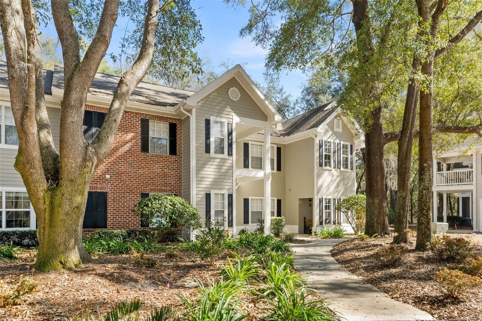 Image 2 of 36 For 10000 52nd Avenue 81