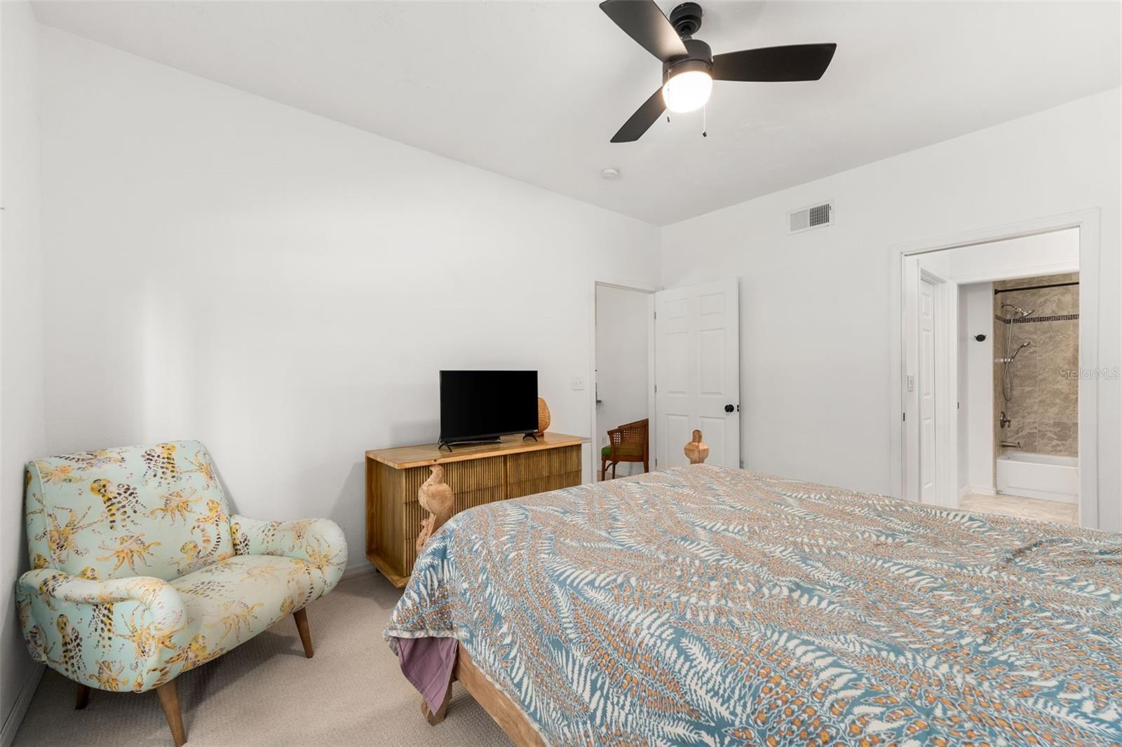 Image 26 of 36 For 10000 52nd Avenue 81