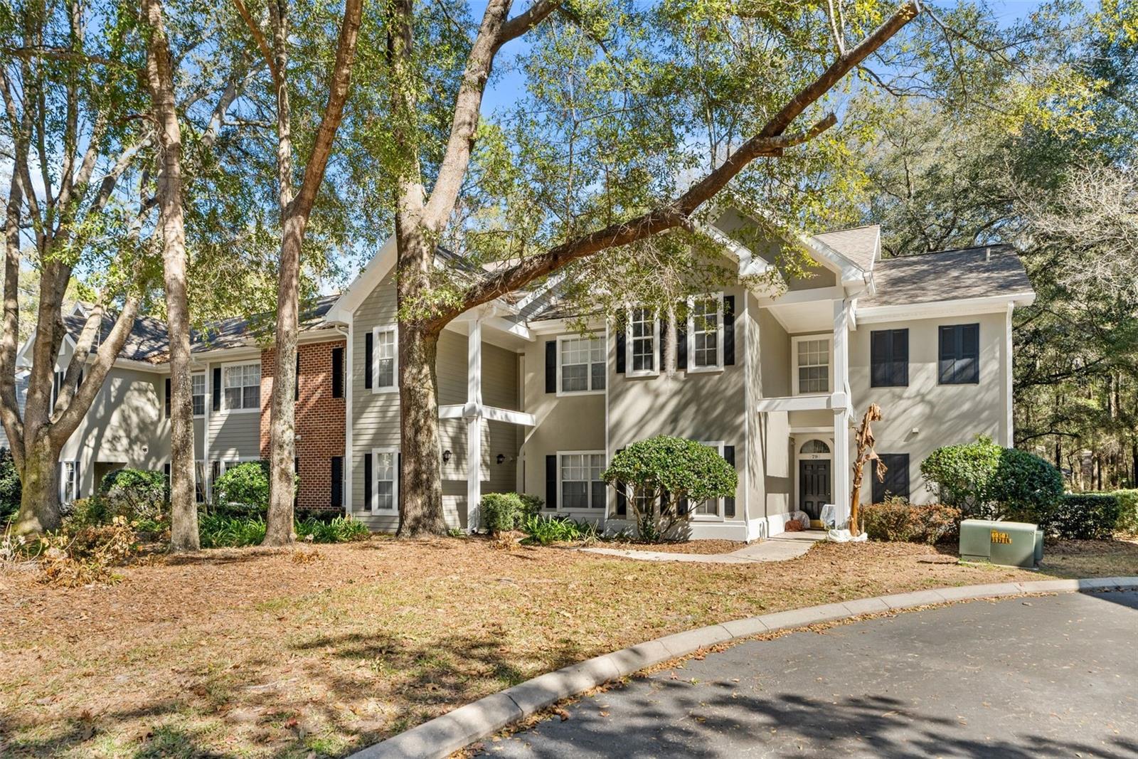 Image 3 of 36 For 10000 52nd Avenue 81