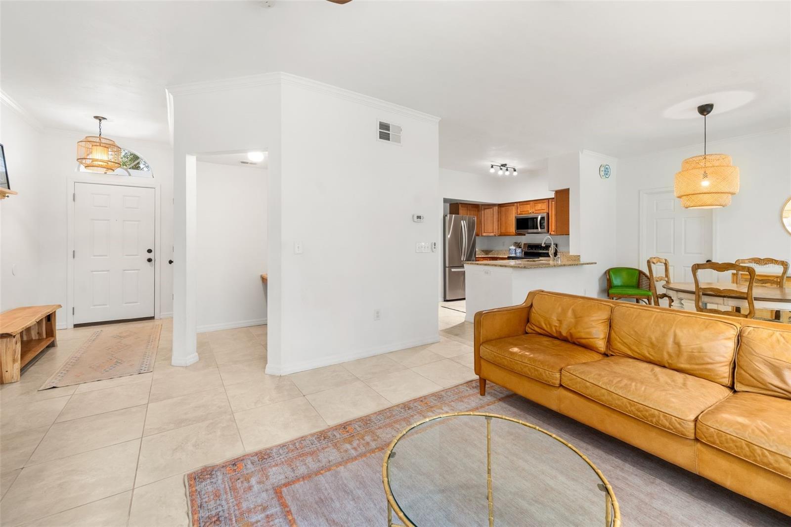 Image 7 of 36 For 10000 52nd Avenue 81