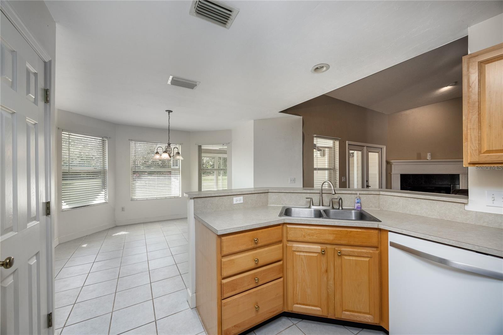 Image 17 of 50 For 21073 167th Place