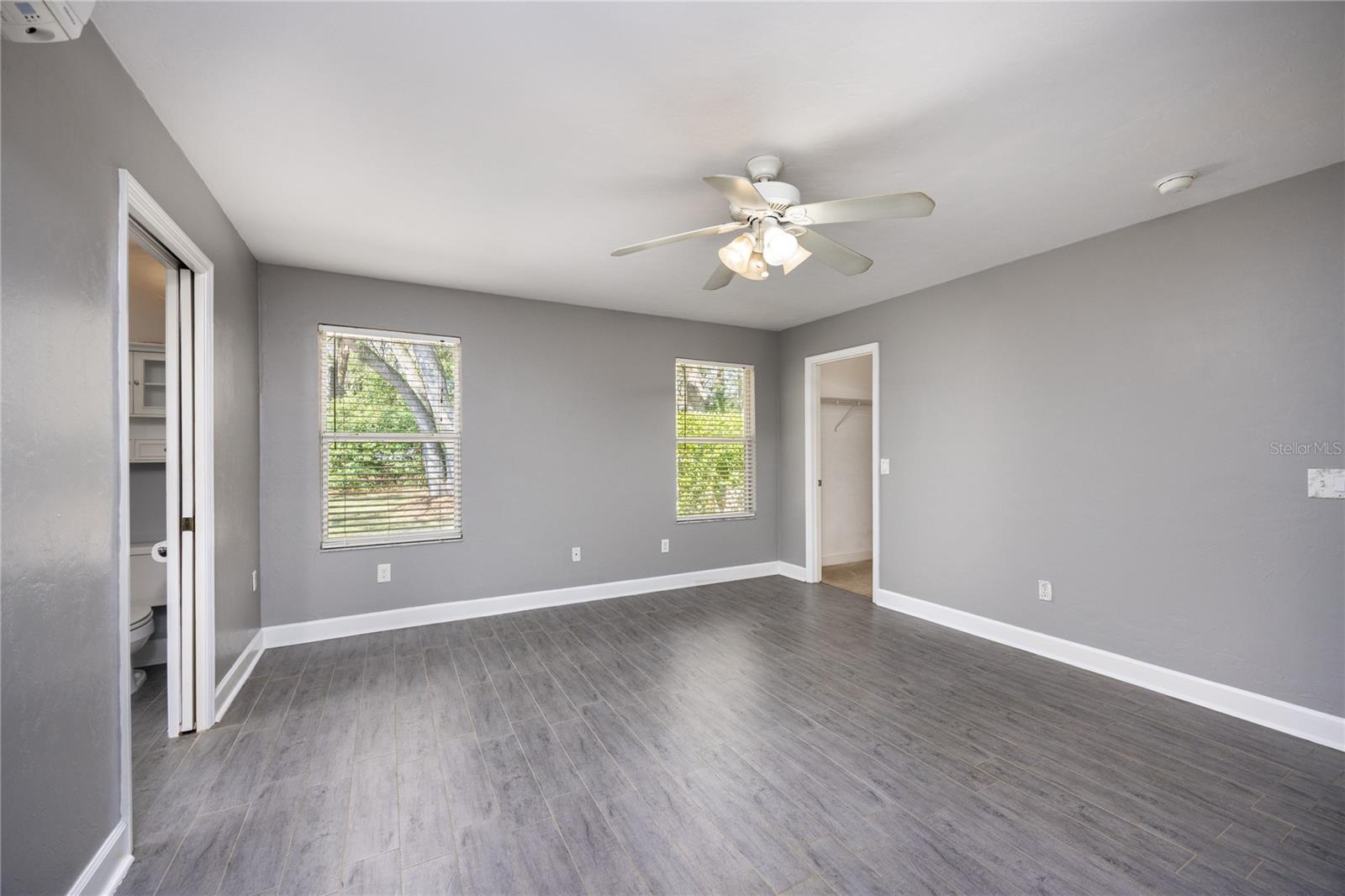 Image 19 of 50 For 21073 167th Place