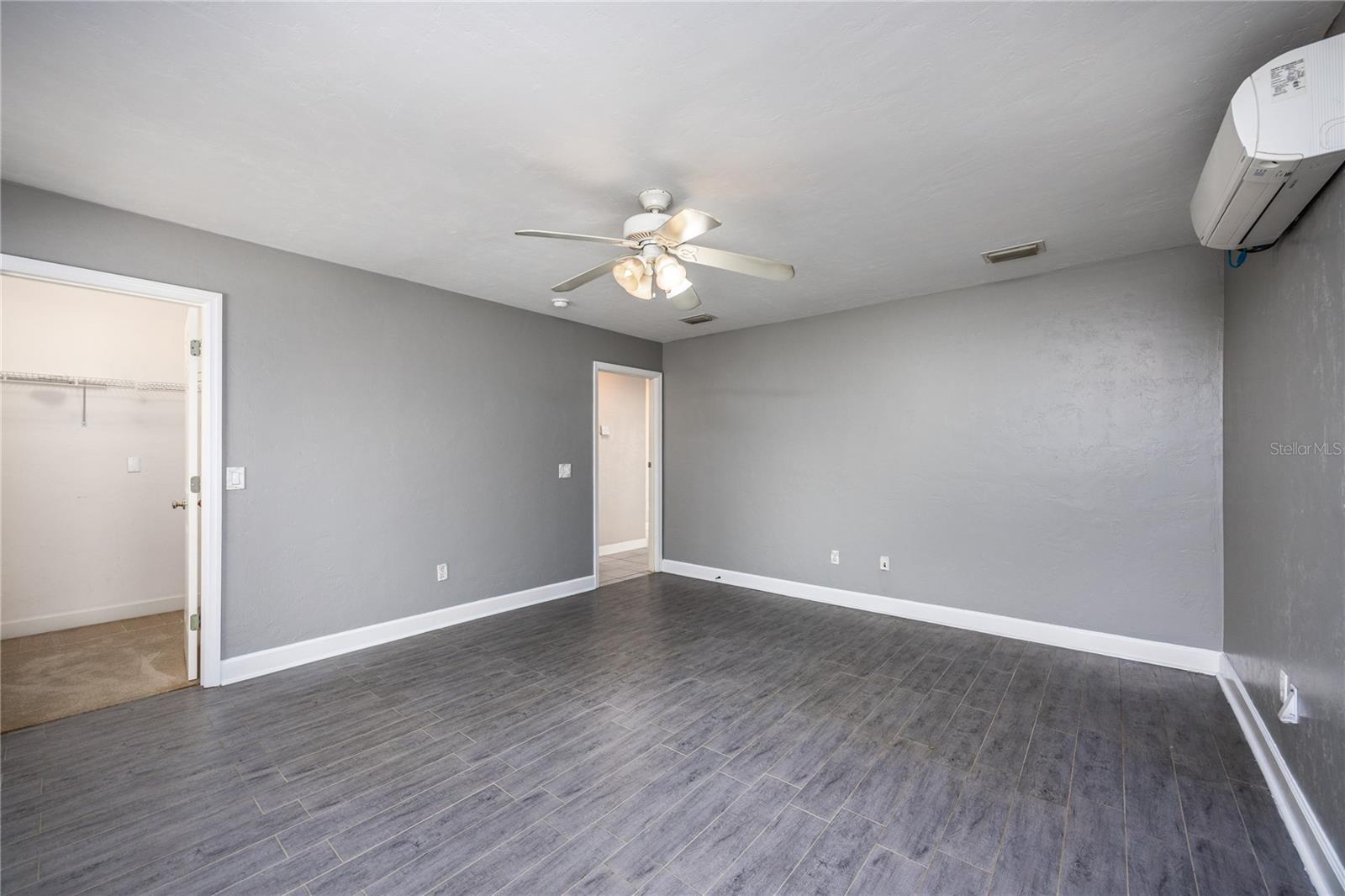 Image 20 of 50 For 21073 167th Place