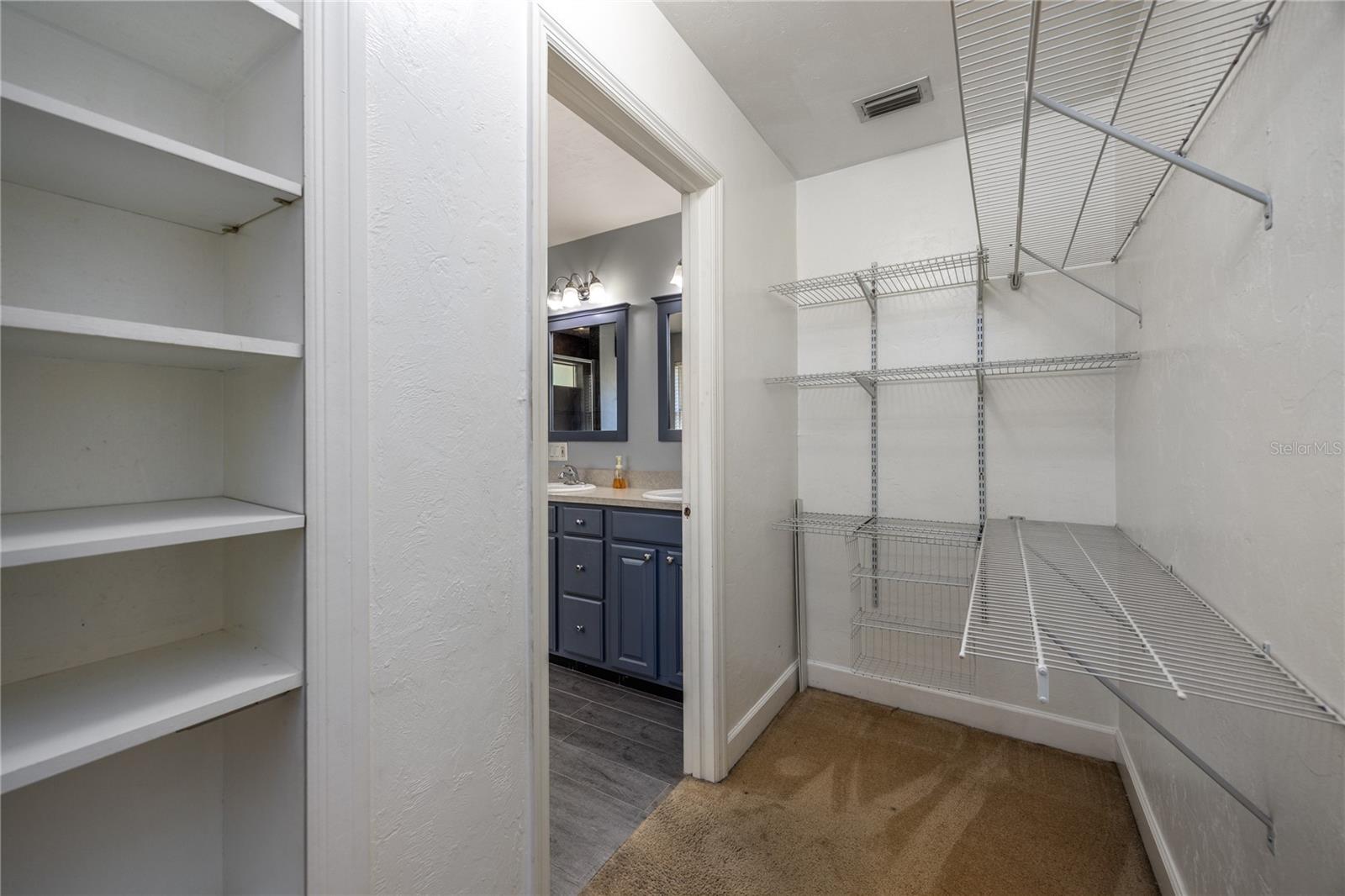 Image 22 of 50 For 21073 167th Place