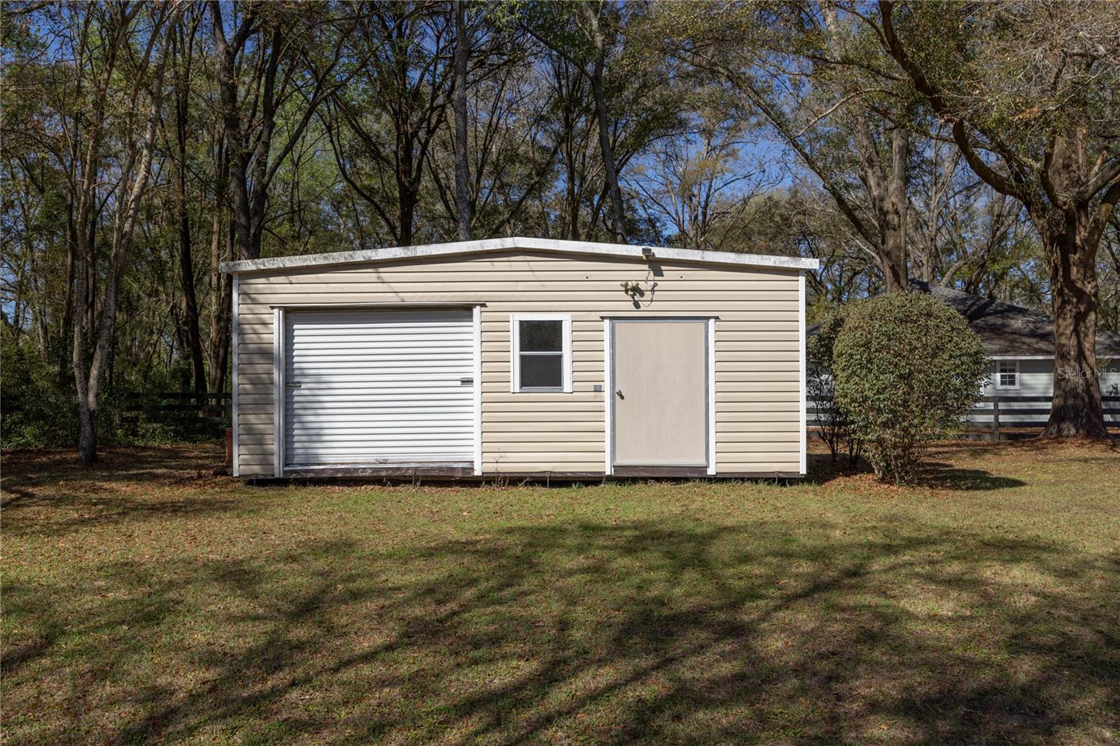 Image 36 of 50 For 21073 167th Place